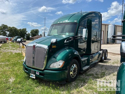 2019 Kenworth T680 6x4 T/A Slaapcabine Trekker
