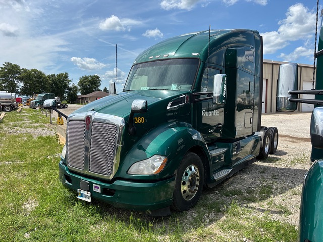 2019 Kenworth T680 6x4 T/A Sleeper Truck Tractor