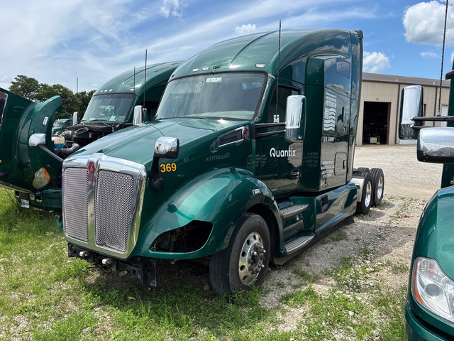 2019 Kenworth T680 6x4 T/A Sleeper Truck Tractor