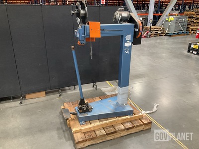 DeluxeStitcher HF25P Box Stitching Machine