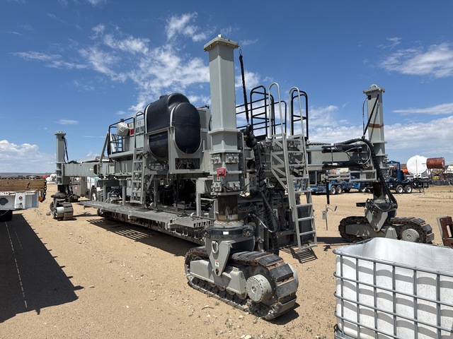 2019 Power Paver SF-2404 Concrete Paver 2019 Power Paver SF-2404 Concrete Paver