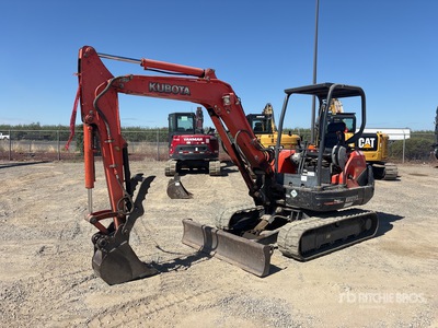 2012 Kubota KX121-3ST Mini escavatore