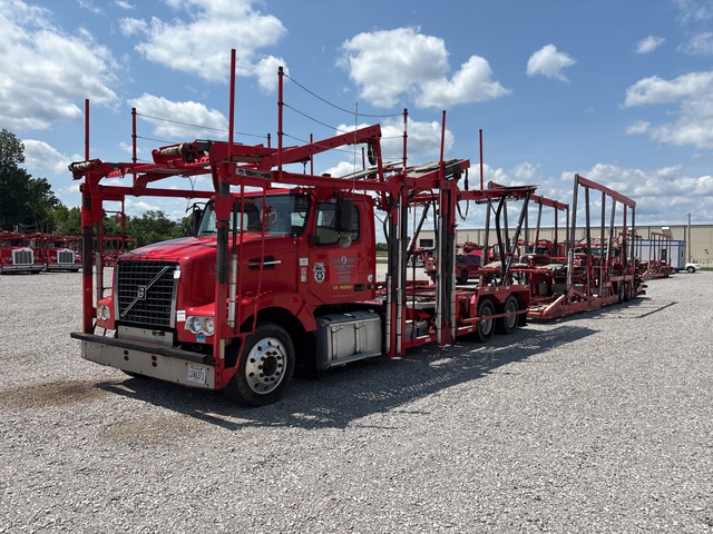 2017 Volvo VAH Car Carrier Truck