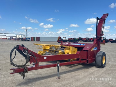 2009 New Holland FP230 84 in Pull Type Forage Harvester