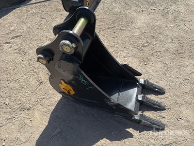 Trojan 12 in Digging Excavator Bucket - Fits 40mm Cat 303, 303.5, 304 Case, New Holland, Kobelco SK35 Deere/Hitachi 35D/G (Unused)