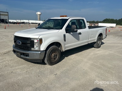 2018 Ford F-250 XL 4x2 Extended Cab Pickup