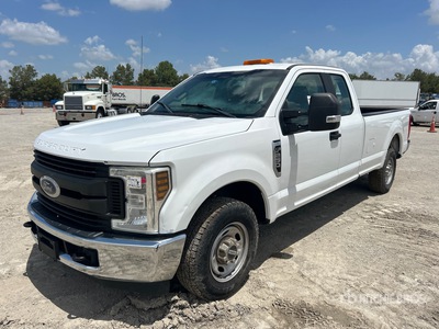 2018 Ford F-250 XL 4x2 Extended Cab Pickup