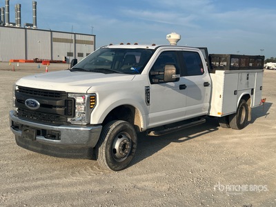 2019 Ford F-350 XL 4x4 Crew Cab Nutzkraftwagen