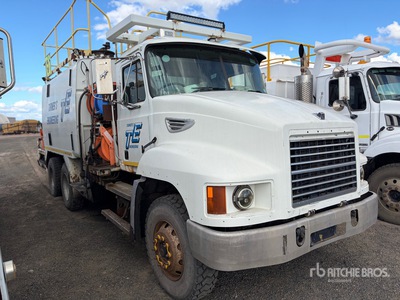 2005 Mack CH666RS 9000 L 6x4 Brandstof- en smeerwagen (Inoperable)