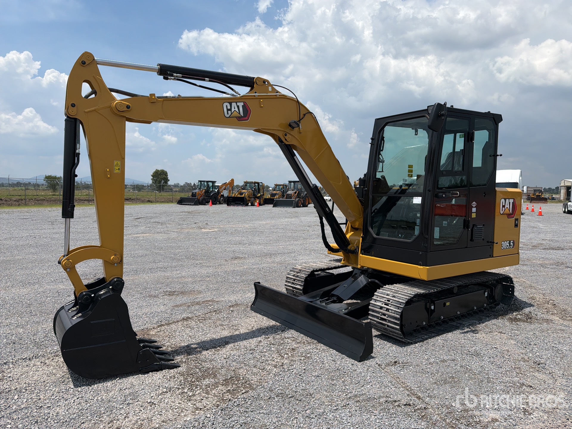 2026 Cat 305.5 GC Mini Excavadora (Sin Usar) / Mini Excavator (Unused)