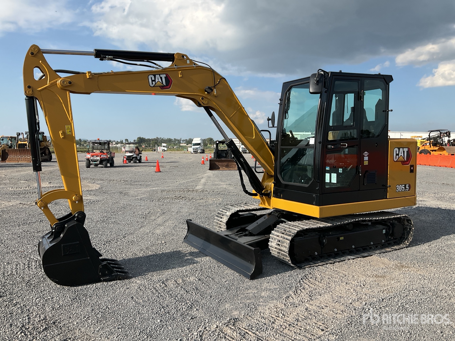 2026 Cat 305.5 Mini Excavadora (Sin Usar) / Mini Excavator (Unused)