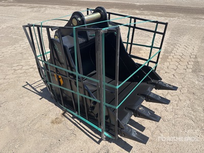 Trojan 36 in Digging Excavator Bucket - Fits 65mm Cat 311/312/313/314 Kobelco 140 Deere/Hitachi ZX120/135 Case 130/135, Doosan DX140 (Unused)