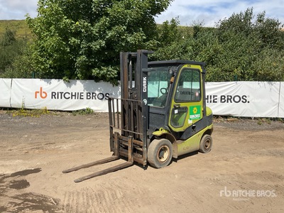 2017 Clark C25D 2500 kg Forklift