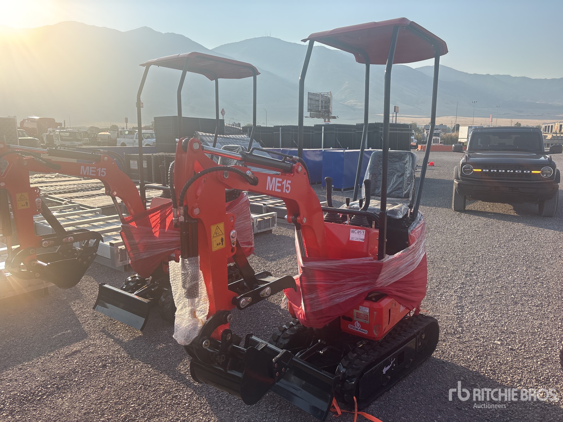 2026 ME15 Mini Excavator (Unused)