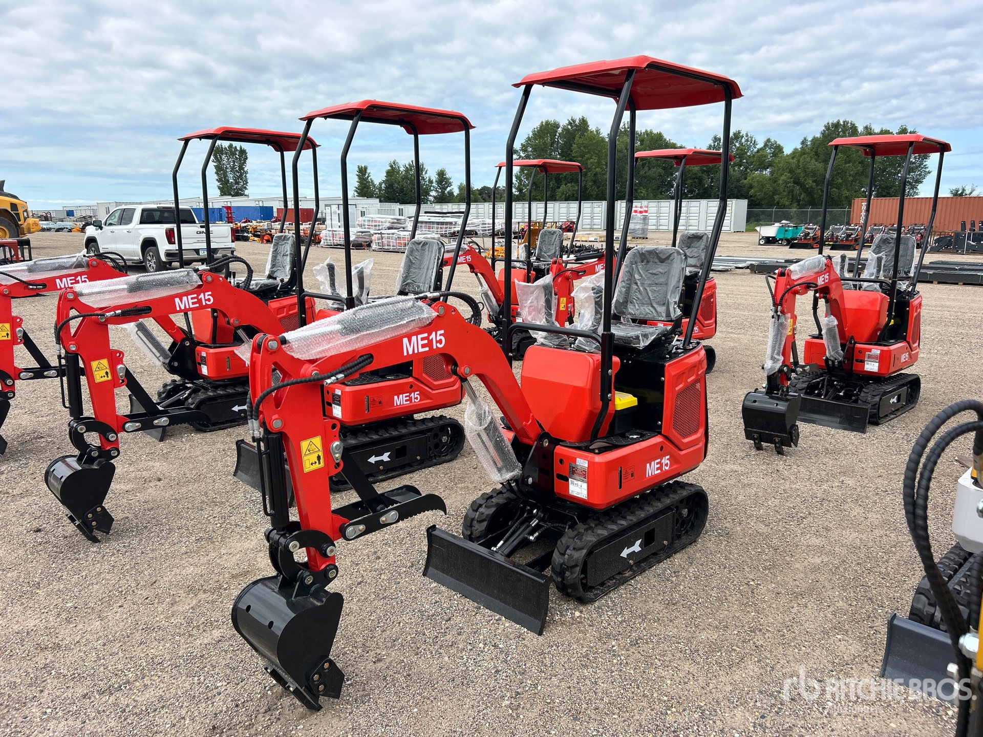 2026 ME15 Gasoline Mini Excavator (Unused)