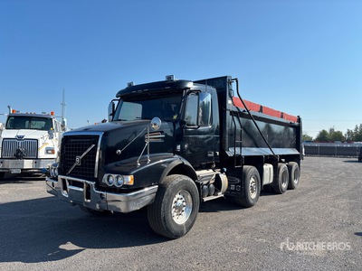 2015 Volvo VHD 8x4 Tri/A-kiepwagen