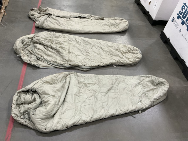 (110) Sleeping Bags