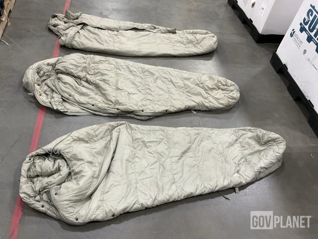 (110) Sleeping Bags