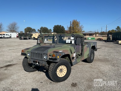 1993 AM General M1097 HMMWV 2 Door Soft Top w/Truck Body