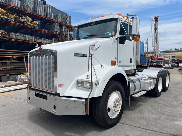 2012 Kenworth T800 6x4 T/A Day Cab Truck Tractor