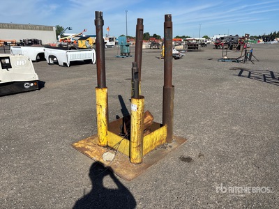 Hammer pins rack