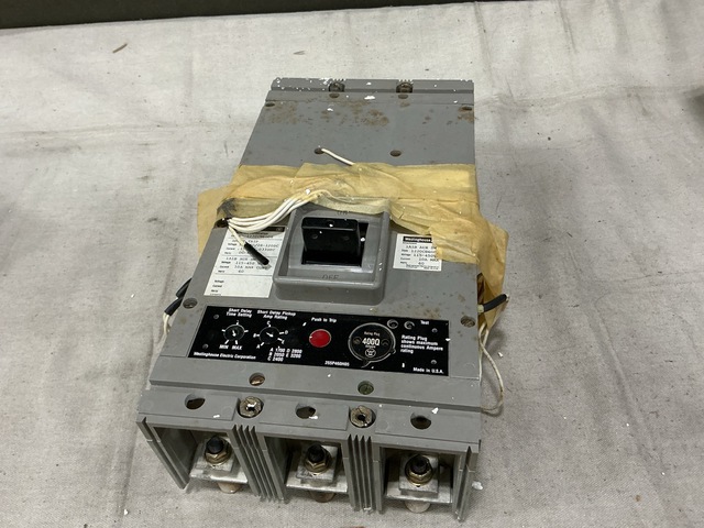Westinghouse 1220C86G08 Circuit Breaker Westinghouse 1220C86G08 Circuit Breaker