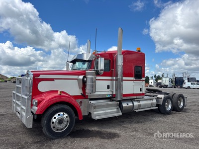 2019 Kenworth W900 6x4 Cabeza Tractora Cabina Dormitorio