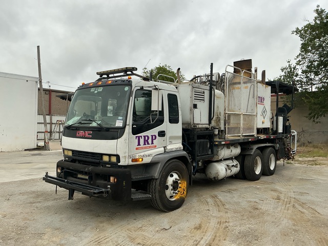 2004 GMC C8500 6x4 Paint Striping Truck