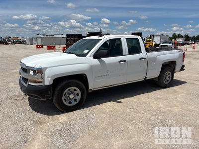 2019 Chevrolet Silverado 1500 4x4 Extended Cab Pickup