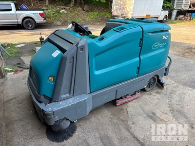 2017 Tennant M17 Ride-On Electric Scrubber Floor Sweeper