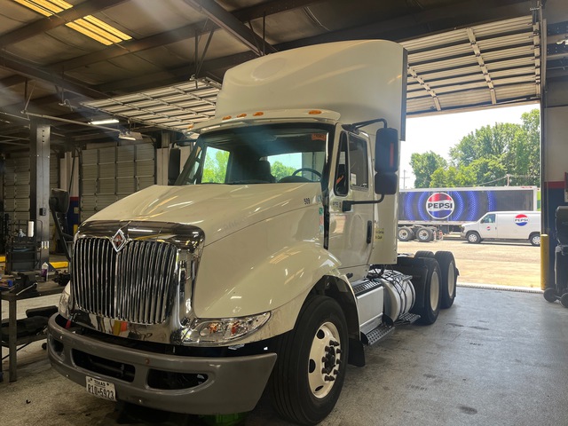 2014 International 8600 6x4 T/A Day Cab Truck Tractor (Inoperable)