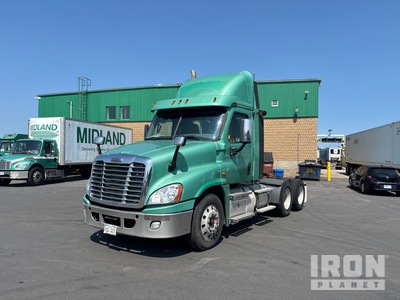 2017 Freightliner Cascadia 125 6x4 Ciągnik siodłowy T/A z kabiną dzienną