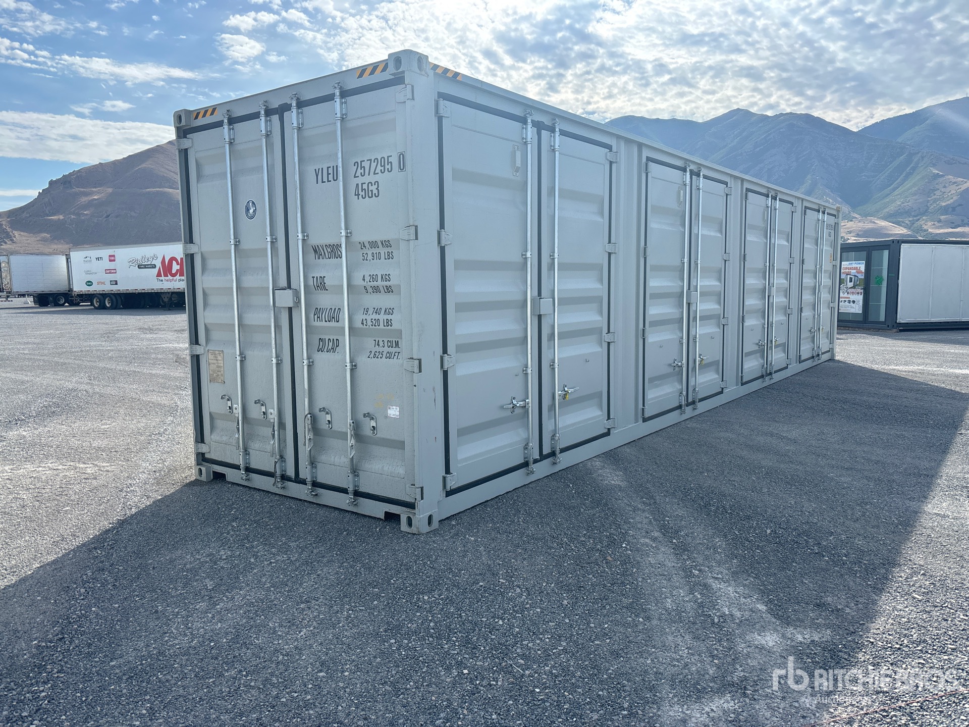 2026 40 ft High Cube Multi-Door Storage Container