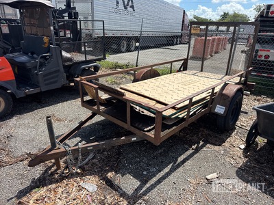 2001 10 ft S/A Utility Trailer