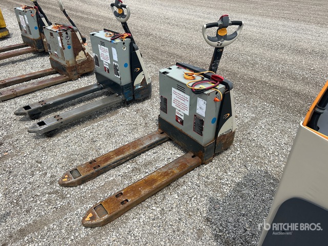 Crown WP3045-45 4500 lb Electric Pallet Jack