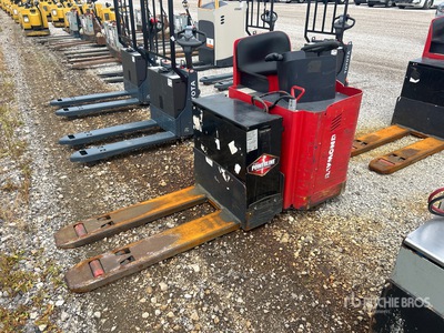 2021 Raymond 8900 6000 lb Electric Pallet Jack