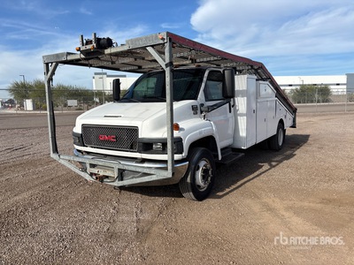 2007 GMC C5500 4x2 Car Carrier Truck (Inoperable)