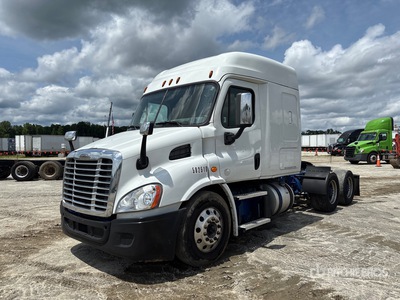 2020 Freightliner Cascadia 113 6x4 トラックトラクター（T/A）