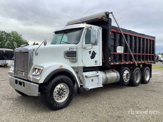 2012 Freightliner Coronado 112SD 8x4 Tri/A Dump Truck