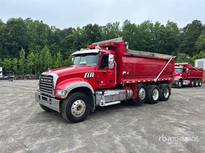2016 Mack GU713 8x4 Tri/A Dump Truck