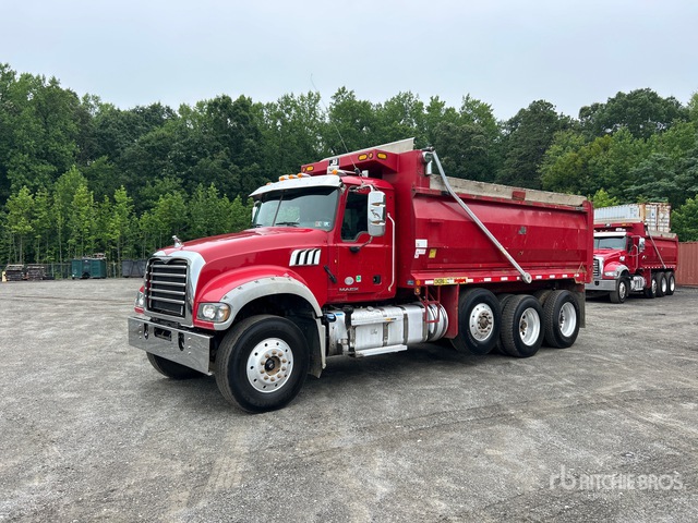 2014 Mack GU713 Granite 8x4 Tri/A Dump Truck