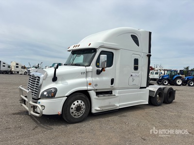 2016 Freightliner Cascadia 6x4 T/A Sleeper Truck Tractor