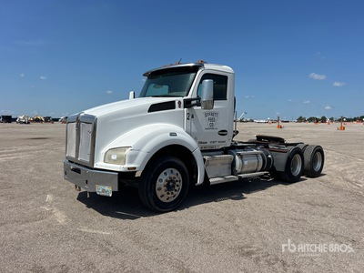 2015 Kenworth T880 6x4 Day Cab Truck Tractor