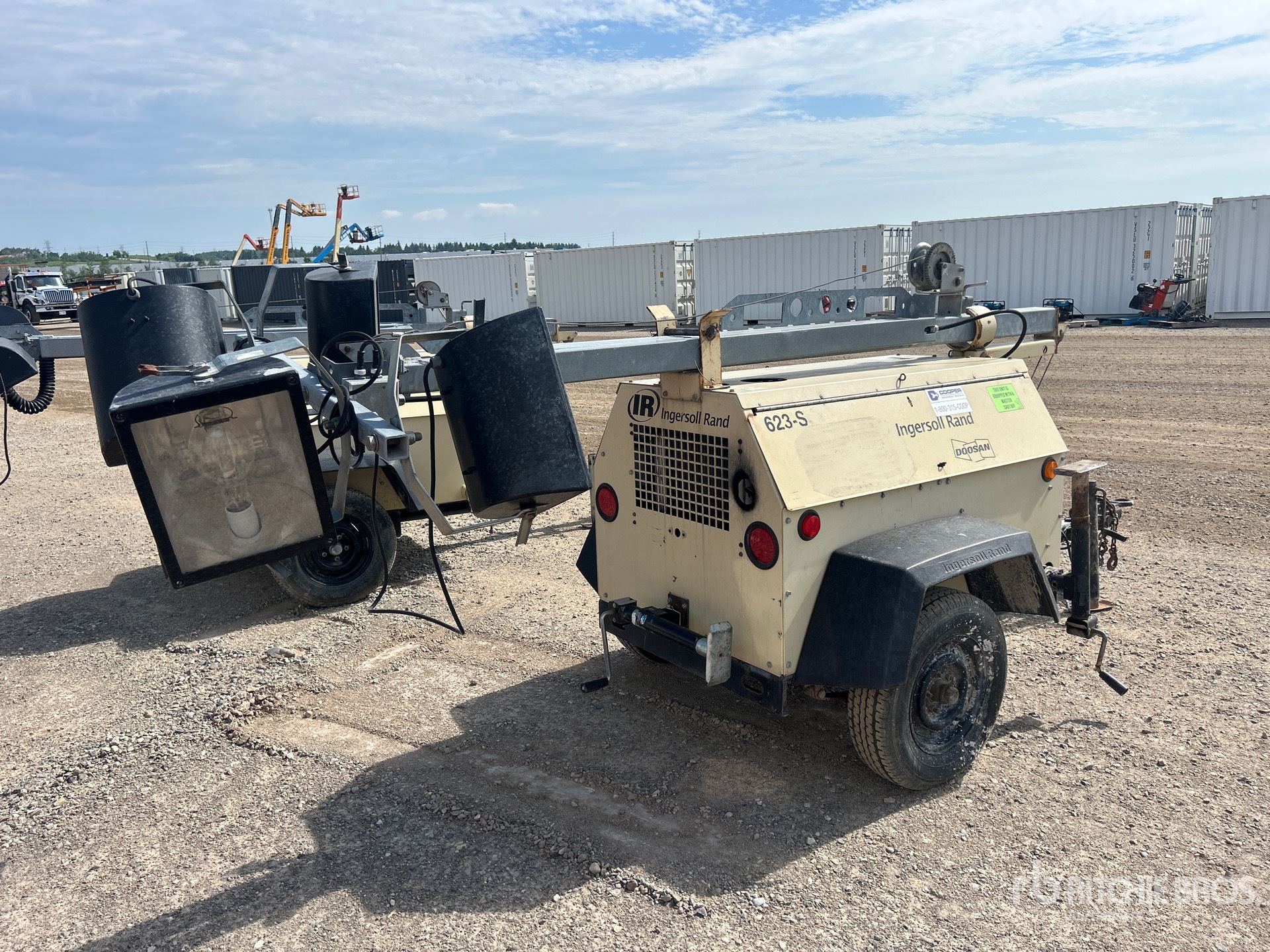 2011 Doosan LS60HZT4F Light Tower