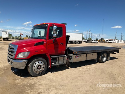 2014 Hino Roll-Off Truck