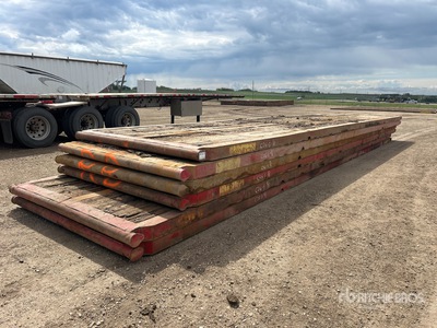 Quantity of (6) 40 ft x 8 ft Rig Esteras