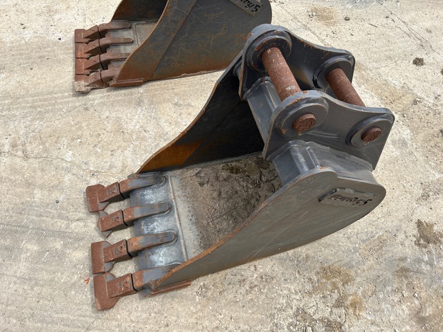 Wain-Roy P0 CEX5T 18 in Digging Excavator Bucket