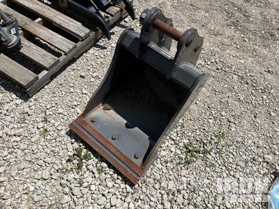 2023 Wain-Roy CEX3T 18 in Cleanup Excavator Bucket (Unused)