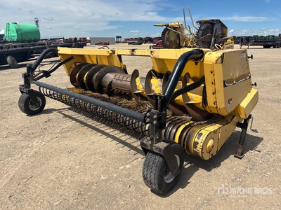 New Holland 356W 11 ft maaikop aanhanger