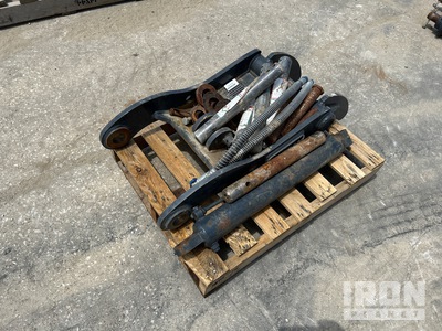 2023 Doosan Hydraulic Excavator Thumb - Fits Doosan (Unused)